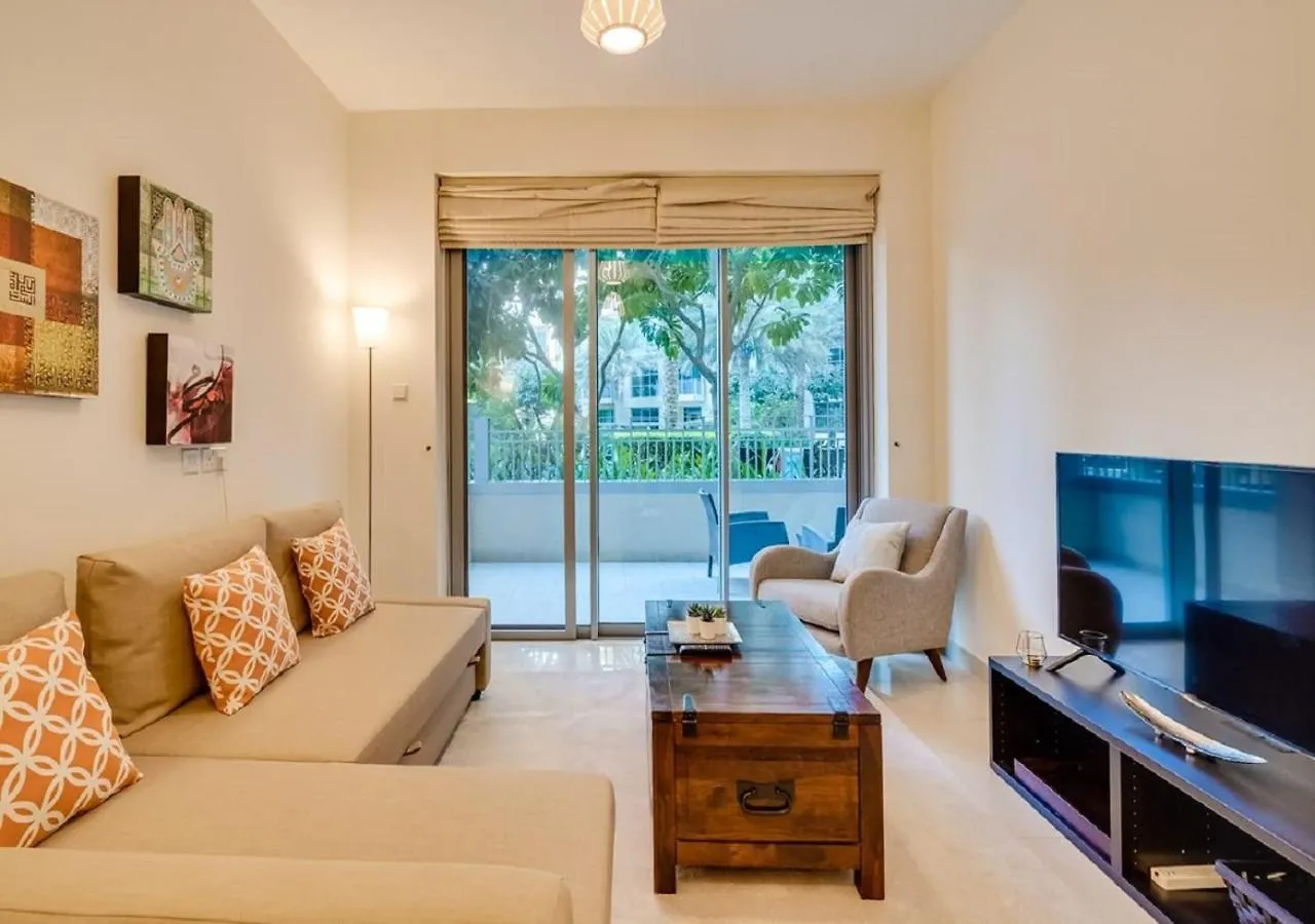 The Forest Green Ease By Emaar Cozy One Bedroom Apartment Dubai United Arab Emirates
